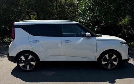 KIA Soul III, 2021 год, 2 200 000 рублей, 3 фотография