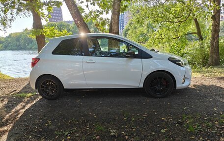 Toyota Yaris III рестайлинг, 2017 год, 1 520 000 рублей, 6 фотография