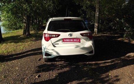 Toyota Yaris III рестайлинг, 2017 год, 1 520 000 рублей, 5 фотография