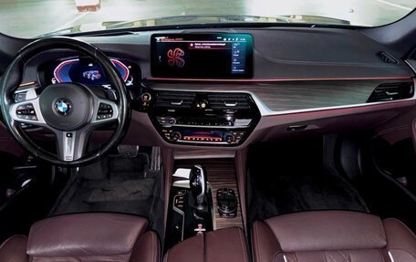 BMW 5 серия, 2021 год, 7 000 000 рублей, 13 фотография