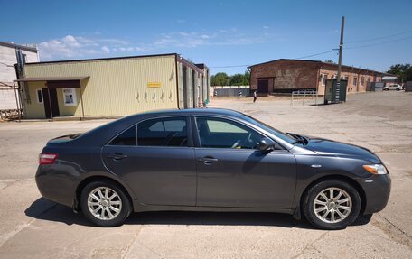 Toyota Camry, 2006 год, 900 000 рублей, 2 фотография