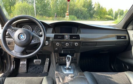 BMW 5 серия, 2008 год, 860 000 рублей, 8 фотография