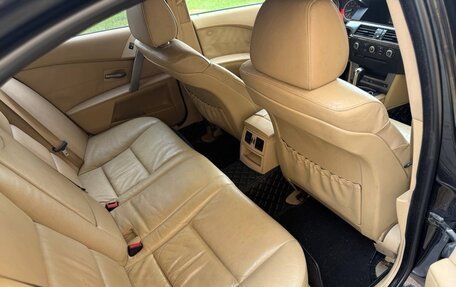BMW 5 серия, 2005 год, 910 000 рублей, 5 фотография
