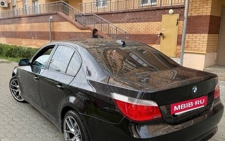 BMW 5 серия, 2005 год, 910 000 рублей, 2 фотография