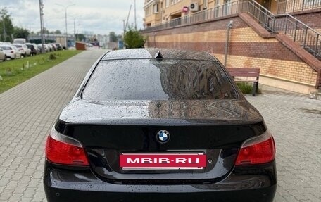 BMW 5 серия, 2005 год, 910 000 рублей, 9 фотография