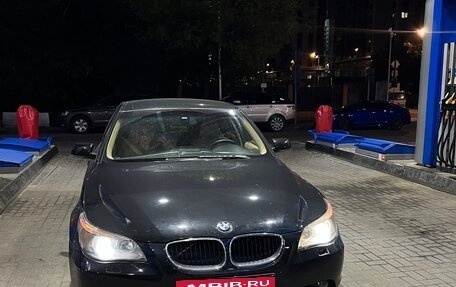 BMW 5 серия, 2005 год, 910 000 рублей, 10 фотография