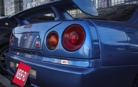 Nissan Skyline, 1999 год, 2 800 000 рублей, 13 фотография