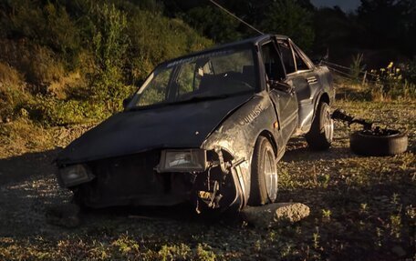 Toyota Carina, 1988 год, 1 500 рублей, 2 фотография