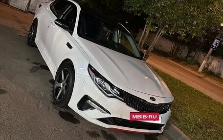 KIA Optima IV, 2018 год, 1 049 999 рублей, 6 фотография