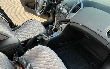 Chevrolet Cruze II, 2013 год, 800 000 рублей, 10 фотография
