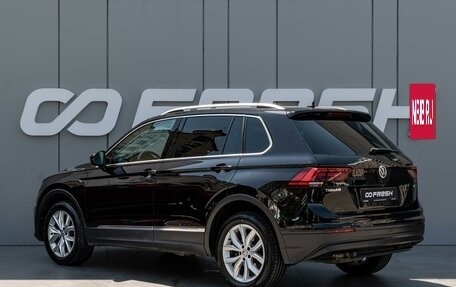 Volkswagen Tiguan II, 2018 год, 2 649 000 рублей, 2 фотография