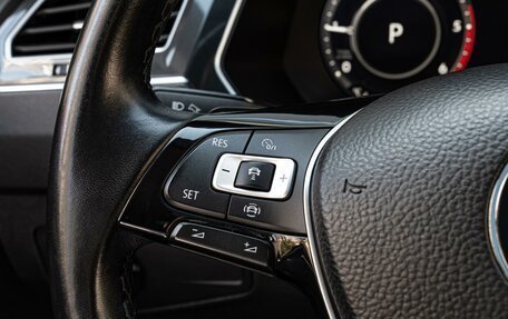 Volkswagen Tiguan II, 2018 год, 2 649 000 рублей, 16 фотография