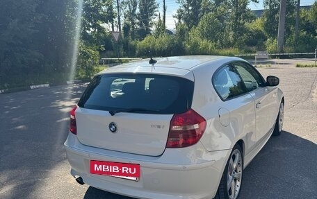 BMW 1 серия, 2009 год, 1 050 000 рублей, 2 фотография