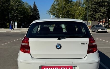 BMW 1 серия, 2009 год, 1 050 000 рублей, 6 фотография