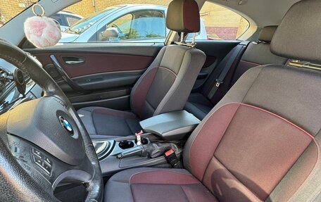 BMW 1 серия, 2009 год, 1 050 000 рублей, 11 фотография