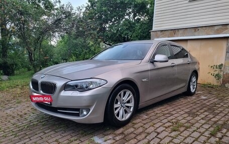 BMW 5 серия, 2012 год, 1 560 000 рублей, 2 фотография