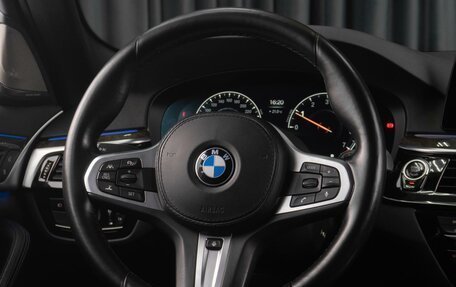BMW 5 серия, 2019 год, 3 899 000 рублей, 32 фотография