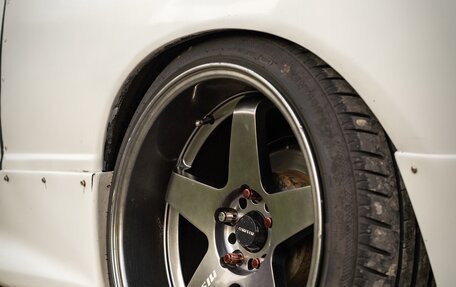 Nissan Skyline, 1992 год, 1 300 000 рублей, 9 фотография