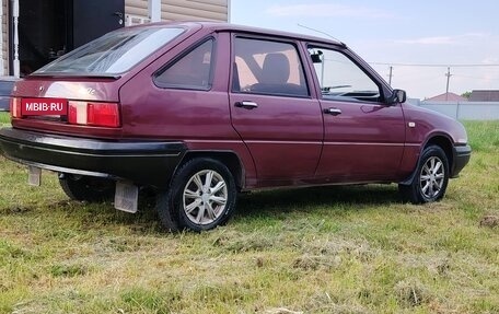ИЖ 2126 «Ода», 2003 год, 180 000 рублей, 3 фотография
