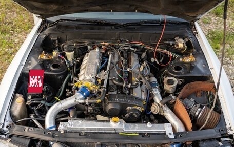 Nissan Skyline, 1992 год, 1 300 000 рублей, 16 фотография
