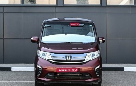 Honda Stepwgn IV, 2017 год, 1 899 000 рублей, 3 фотография