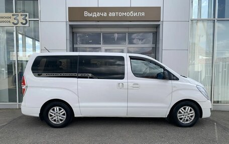 Hyundai H-1 II рестайлинг, 2015 год, 1 690 000 рублей, 4 фотография