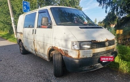 Volkswagen Transporter T4, 2000 год, 299 000 рублей, 2 фотография