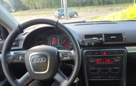 Audi A4, 2005 год, 750 000 рублей, 23 фотография