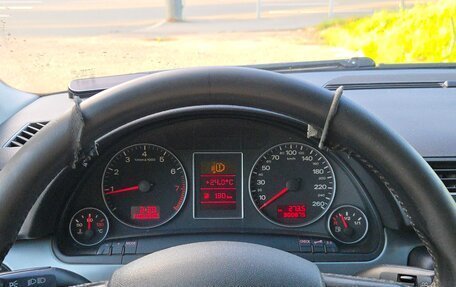Audi A4, 2005 год, 750 000 рублей, 22 фотография
