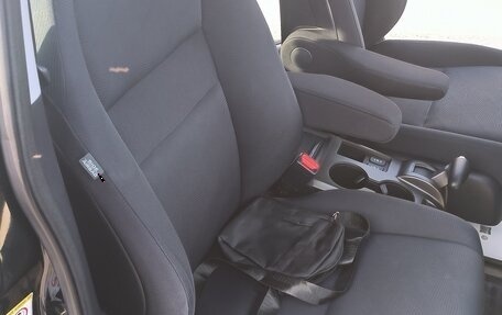 Honda CR-V III рестайлинг, 2010 год, 1 790 000 рублей, 13 фотография