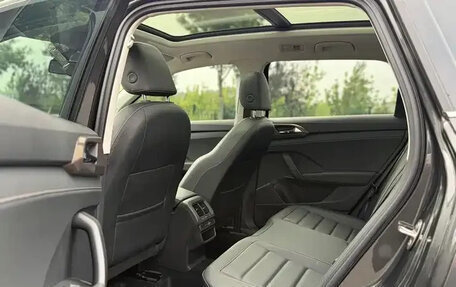 Volkswagen Tharu, 2022 год, 1 550 001 рублей, 14 фотография