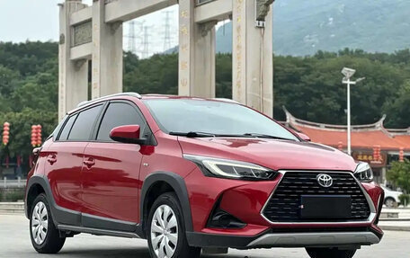 Toyota Yaris, 2022 год, 980 099 рублей, 3 фотография
