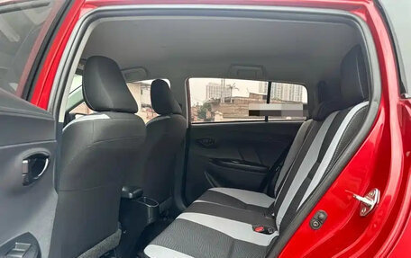 Toyota Yaris, 2022 год, 980 099 рублей, 9 фотография