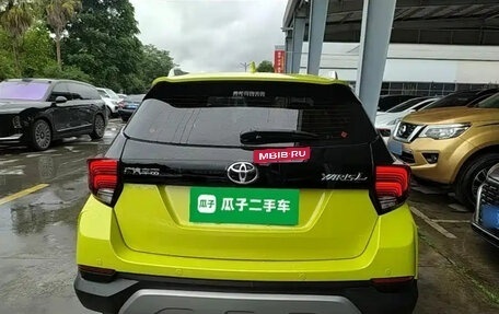 Toyota Yaris, 2022 год, 1 050 099 рублей, 5 фотография