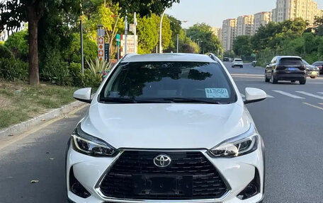 Toyota Yaris, 2022 год, 980 099 рублей, 2 фотография