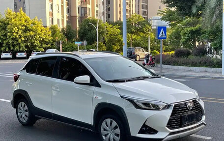 Toyota Yaris, 2022 год, 980 099 рублей, 3 фотография