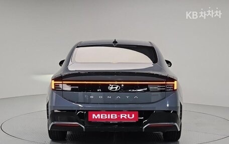 Hyundai Sonata VIII, 2023 год, 2 370 005 рублей, 3 фотография