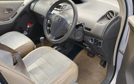 Toyota Vitz, 2010 год, 520 000 рублей, 8 фотография