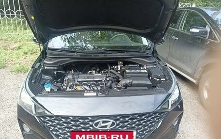 Hyundai Solaris II рестайлинг, 2021 год, 1 400 000 рублей, 7 фотография