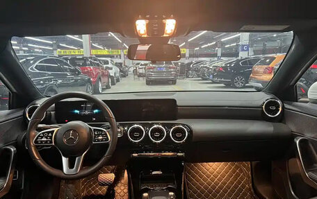 Mercedes-Benz A-Класс, 2022 год, 2 000 000 рублей, 6 фотография