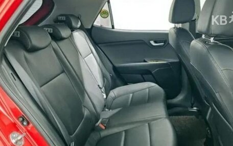KIA Stonic, 2020 год, 1 140 005 рублей, 10 фотография