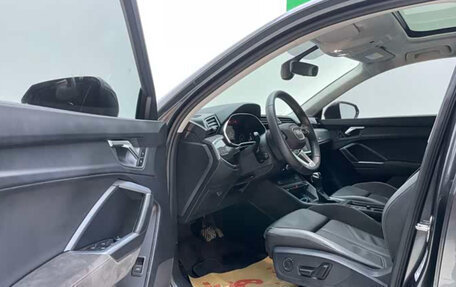 Audi Q3, 2022 год, 2 390 000 рублей, 17 фотография