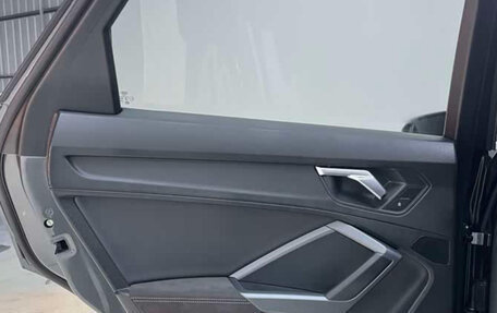 Audi Q3, 2022 год, 2 390 000 рублей, 18 фотография
