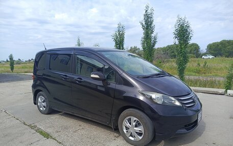 Honda Freed I, 2010 год, 1 100 000 рублей, 1 фотография
