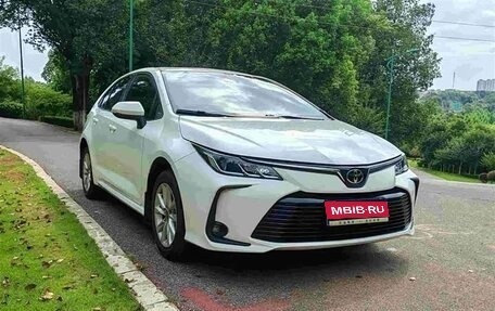 Toyota Corolla, 2023 год, 1 300 000 рублей, 1 фотография