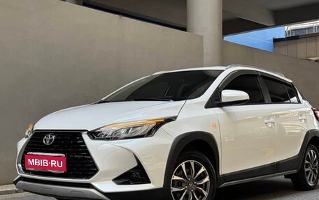 Toyota Yaris, 2022 год, 1 450 000 рублей, 1 фотография