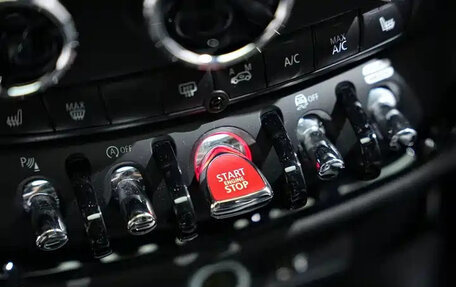 MINI Clubman, 2022 год, 1 595 500 рублей, 14 фотография