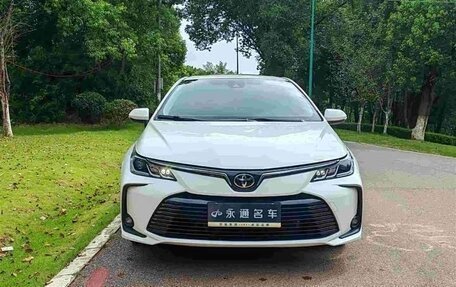 Toyota Corolla, 2023 год, 1 300 000 рублей, 2 фотография