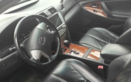 Toyota Camry, 2010 год, 1 350 000 рублей, 8 фотография