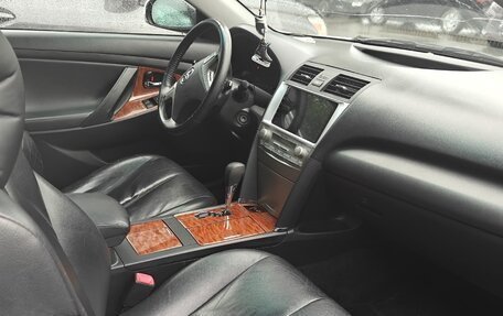 Toyota Camry, 2010 год, 1 350 000 рублей, 7 фотография